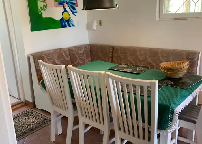 Kaszuby Dom Nad Jeziorem Dom wakacyjny *